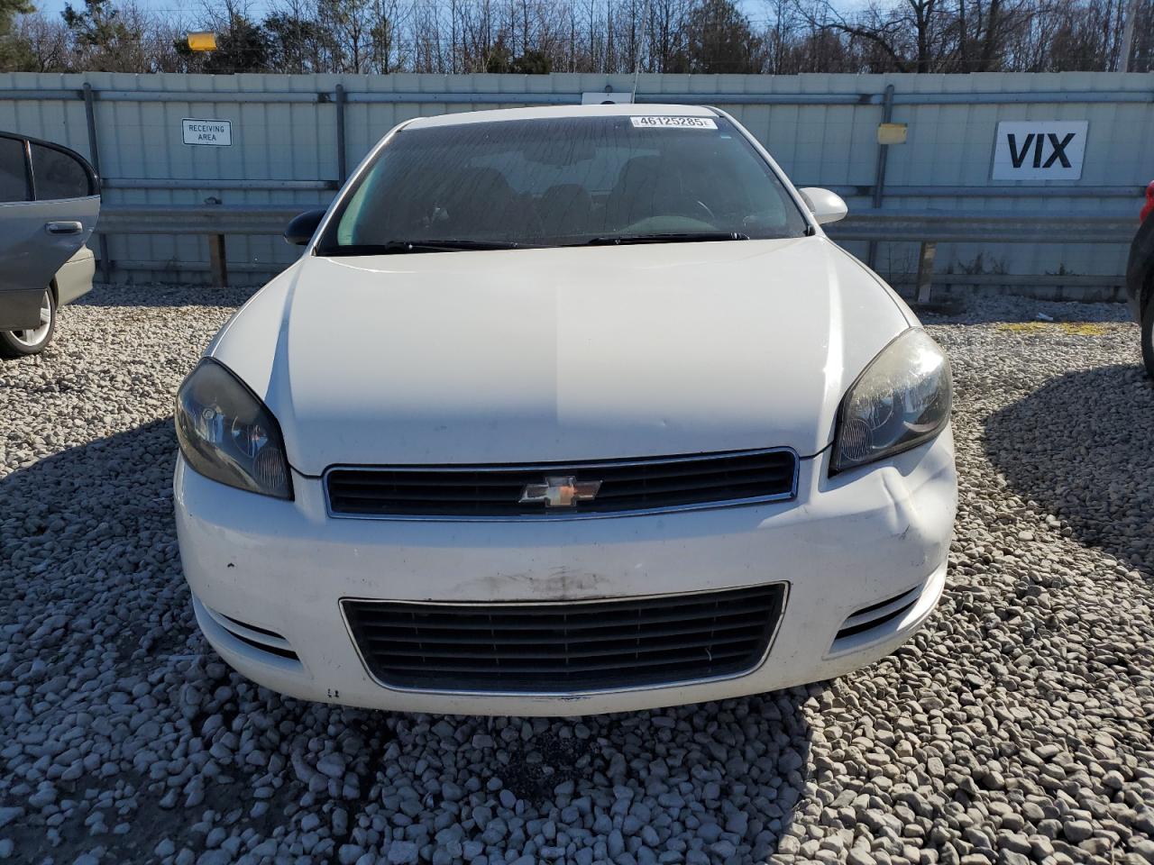 2009 Chevrolet Impala - Image 5