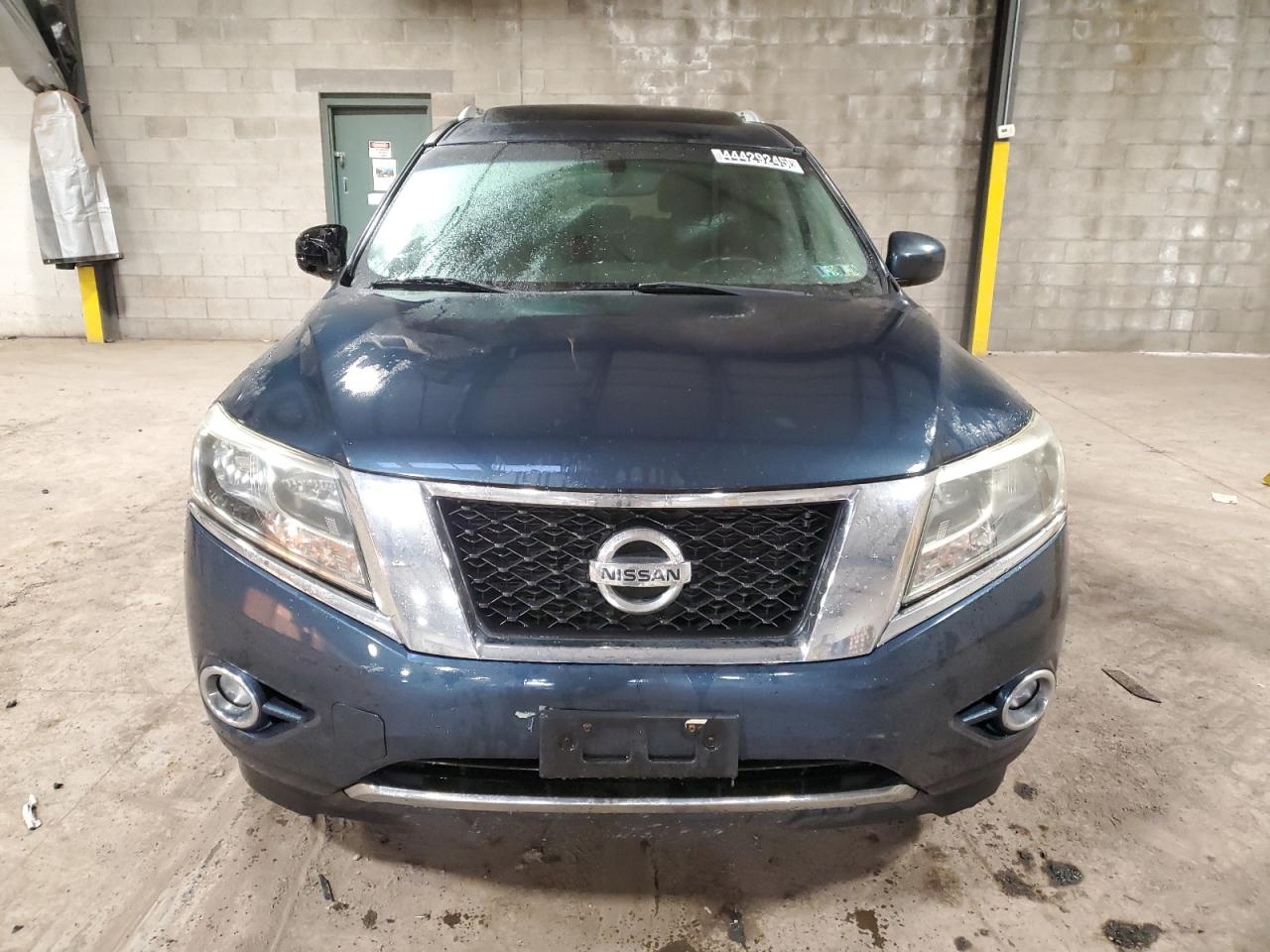 2013 Nissan Pathfinder - Image 5