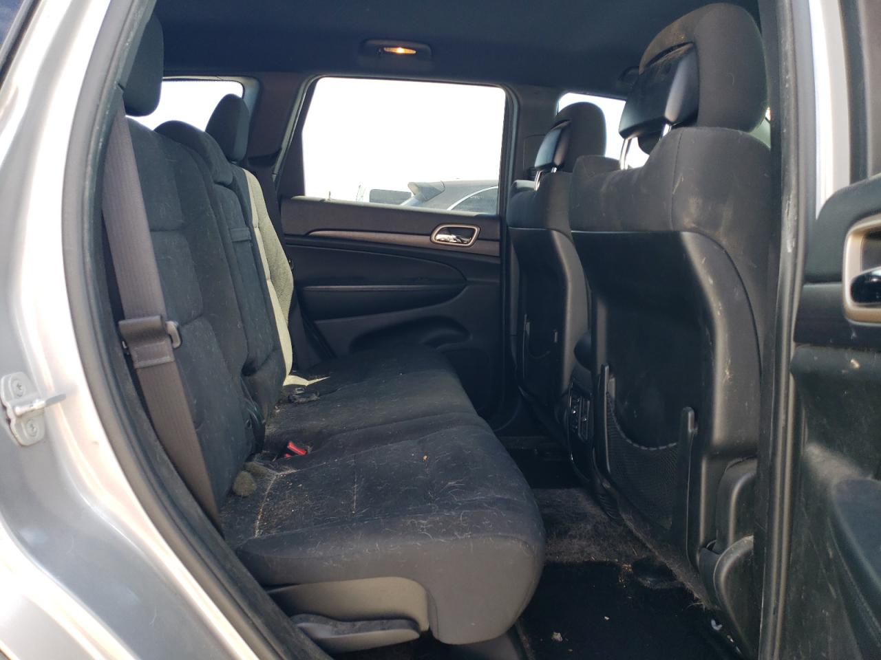 2014 Jeep Grand Cherokee - Image 12