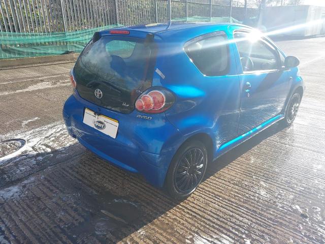 2010 TOYOTA AYGO BLUE