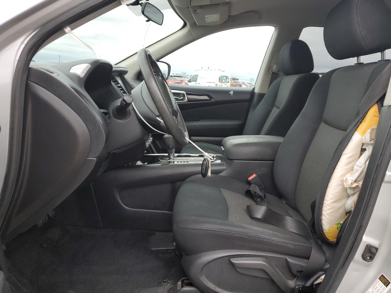 2017 Nissan Pathfinder - Image 7