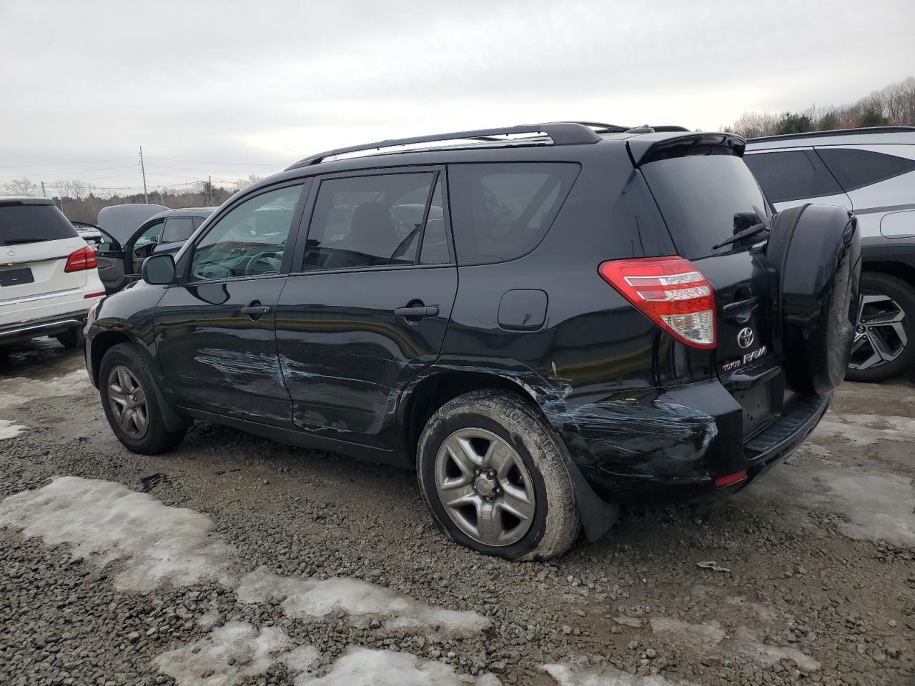 2010 Toyota RAV 4 - Image 2
