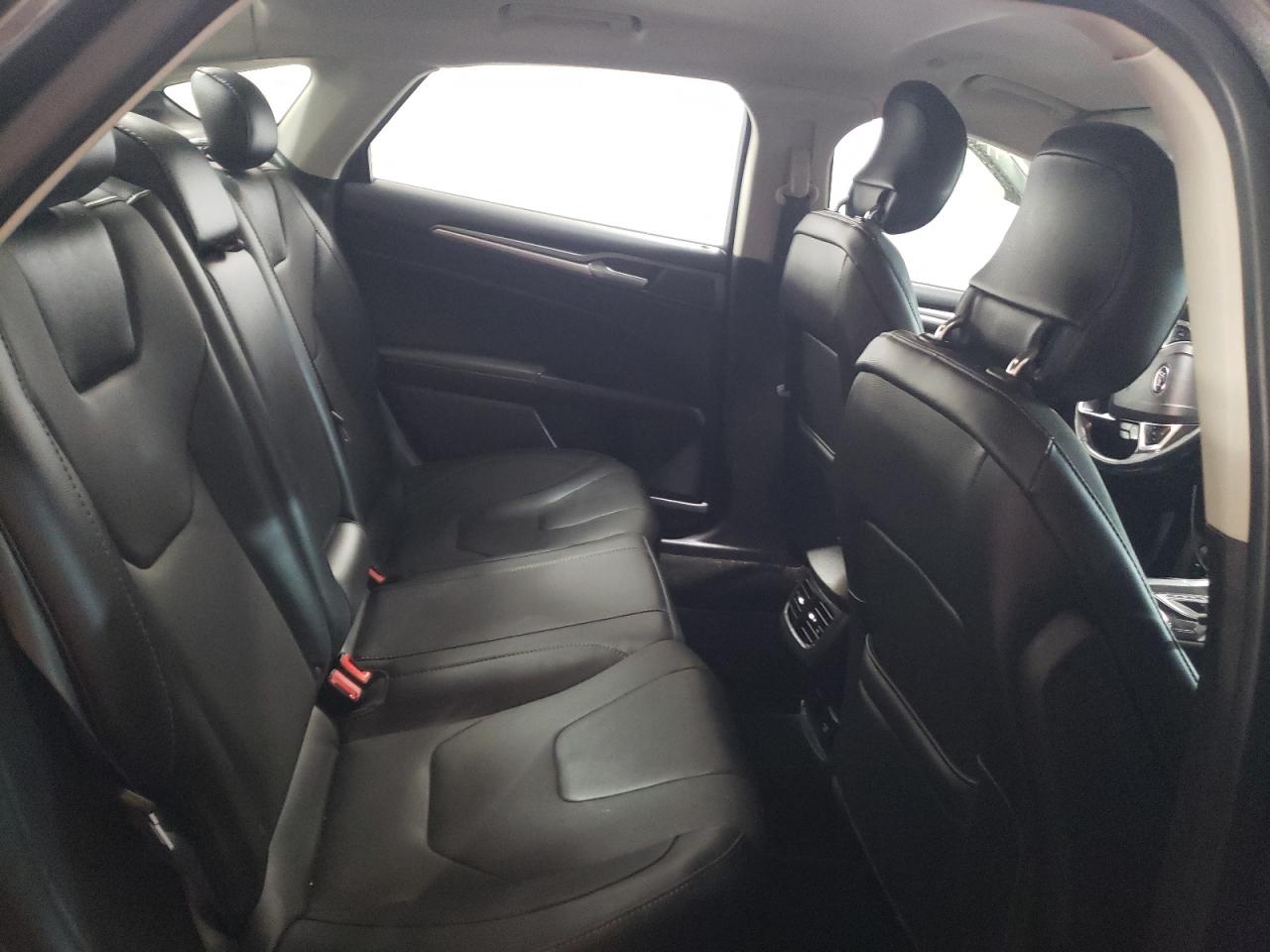 2015 Ford Fusion - Image 10