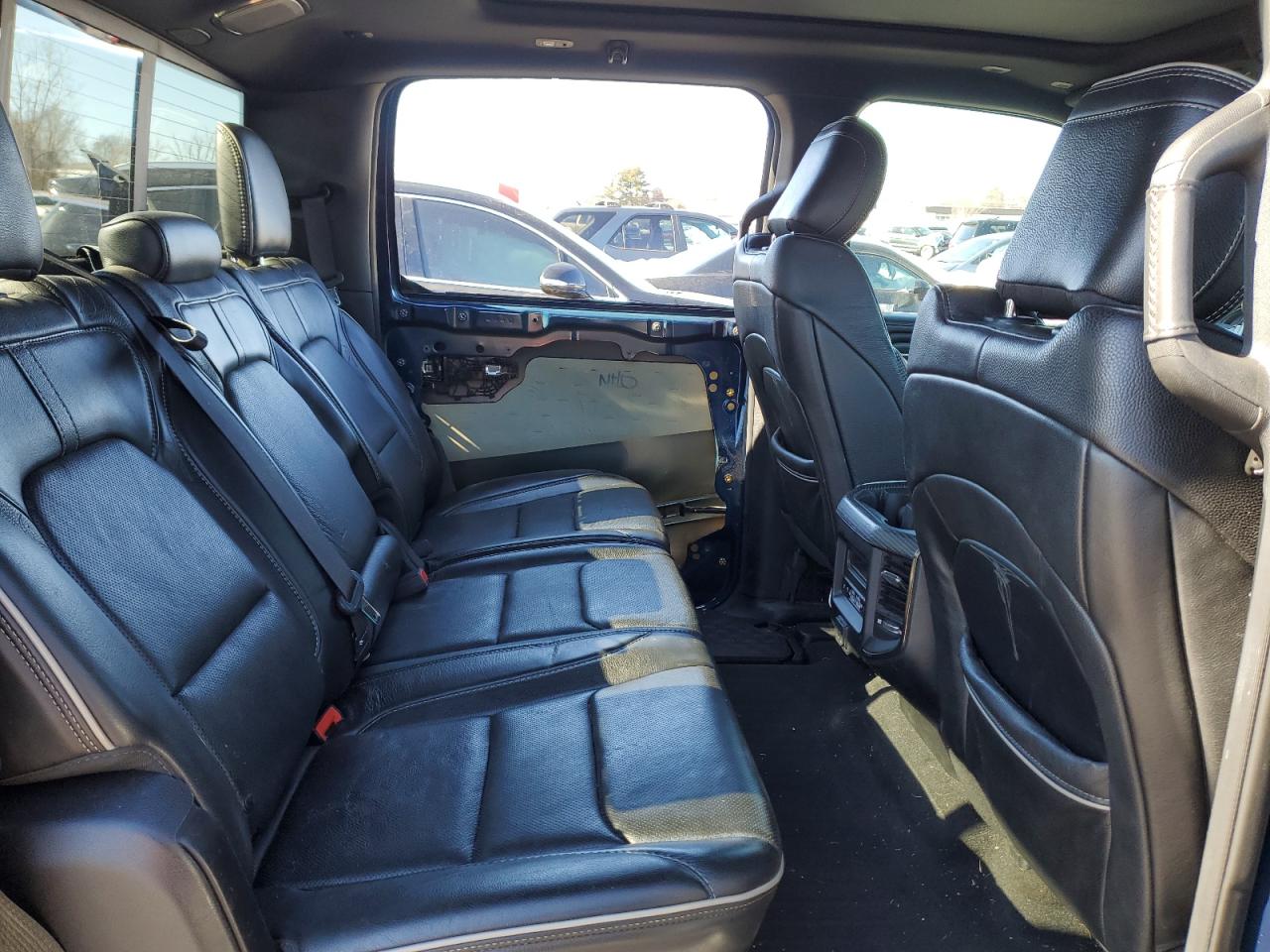 2019 RAM 1500 - Image 10