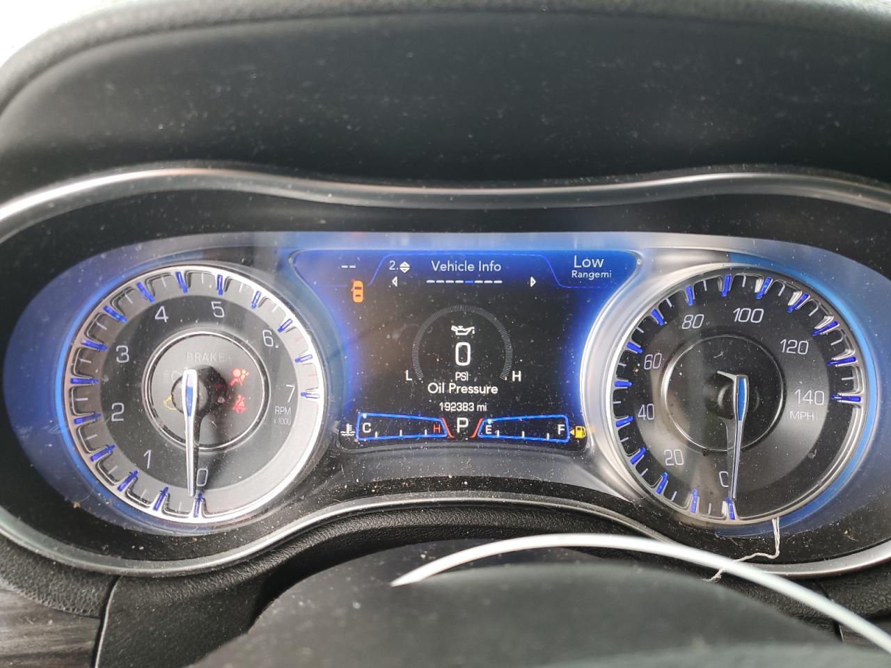 2019 Chrysler 300 - Image 9
