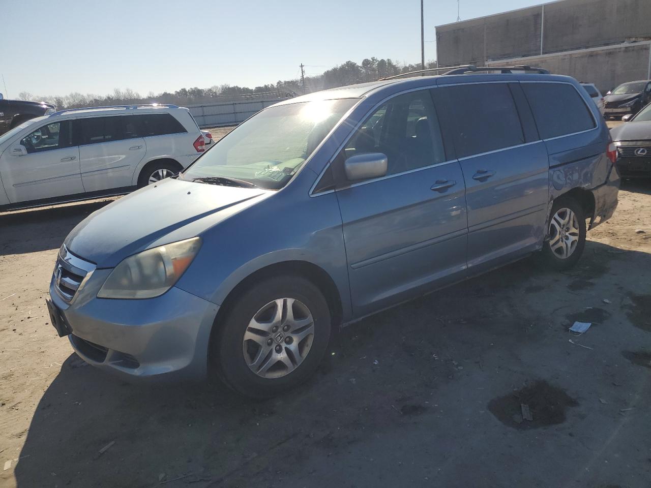 2005 Honda Odyssey - Image 1