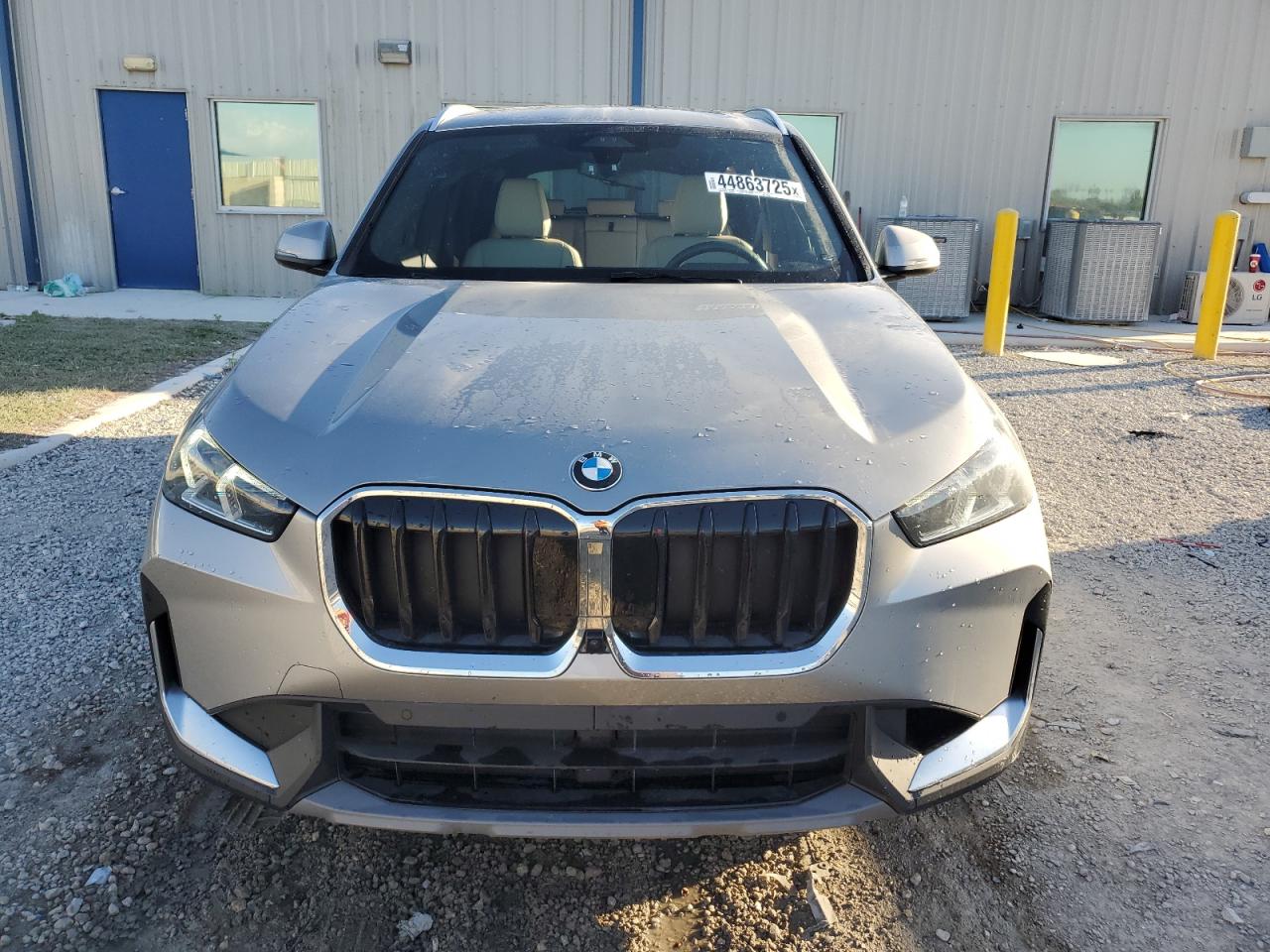 2023 BMW X1 - Image 5