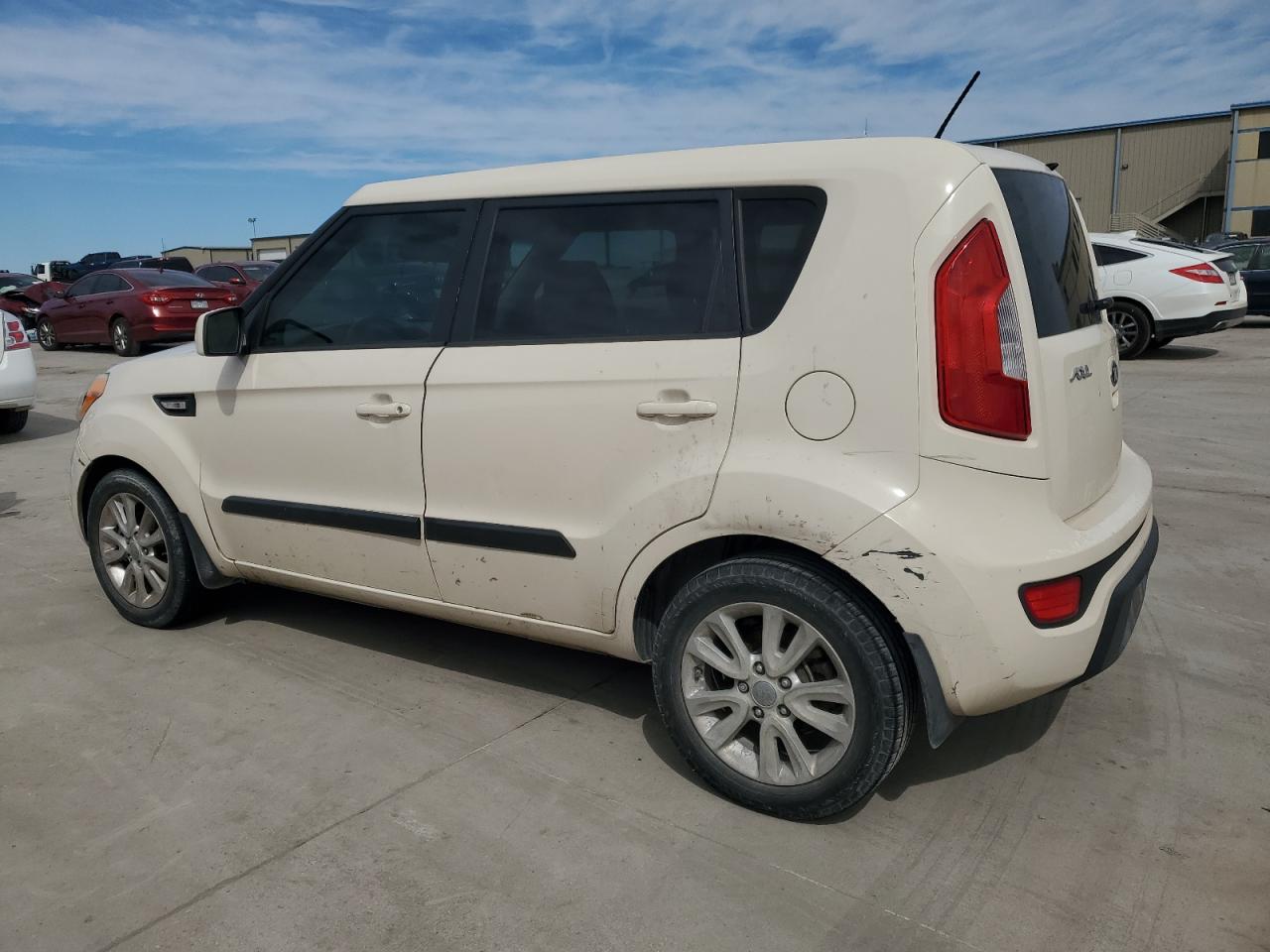 2013 Kia Soul - Image 2
