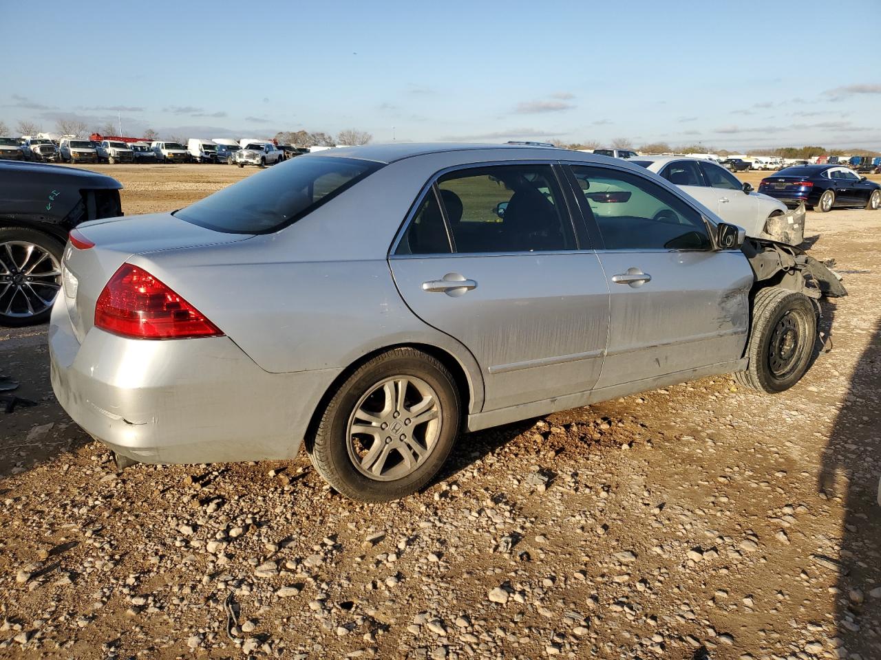 2007 Honda Accord - Image 3