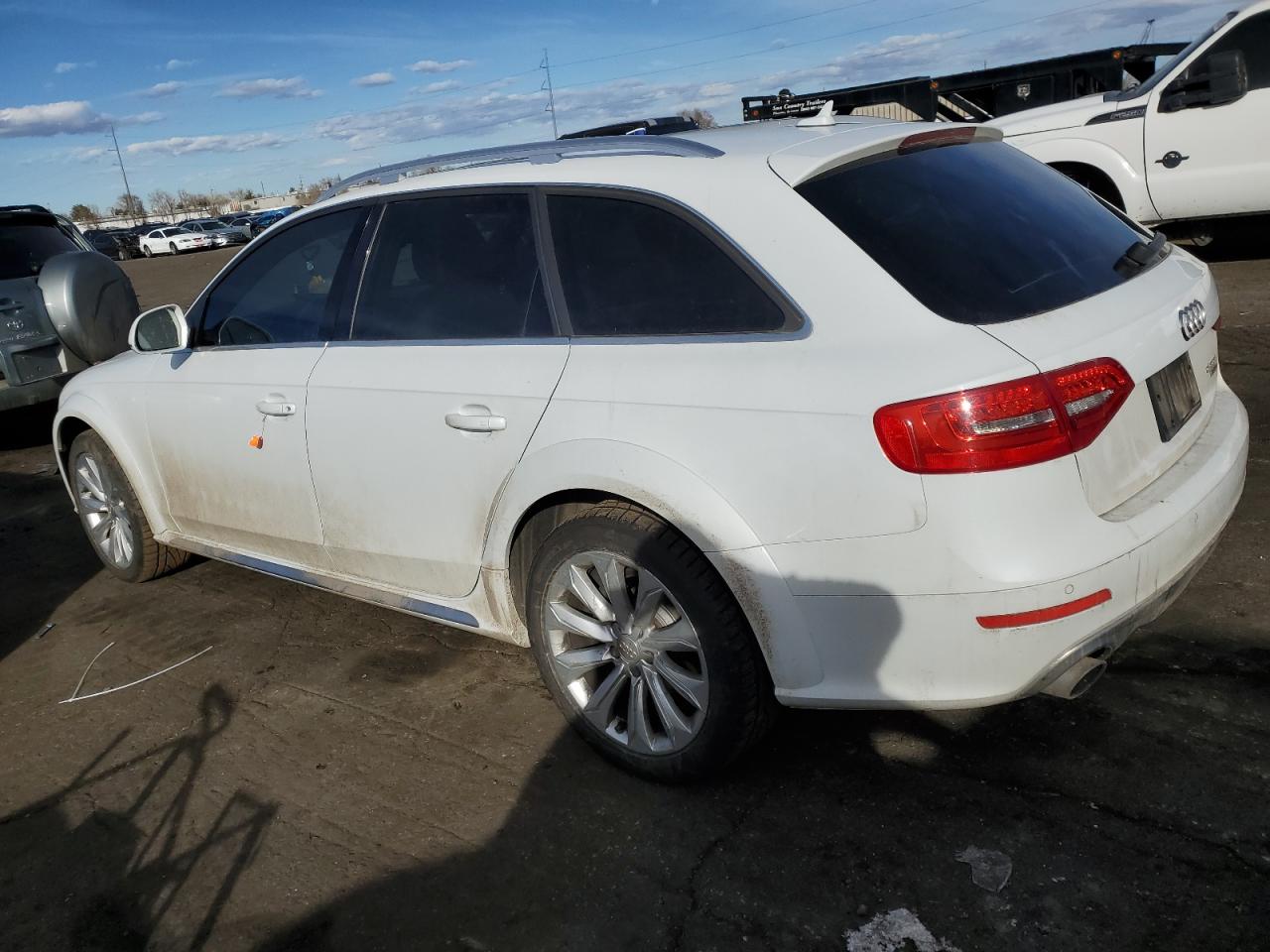 2015 Audi A4 - Image 2