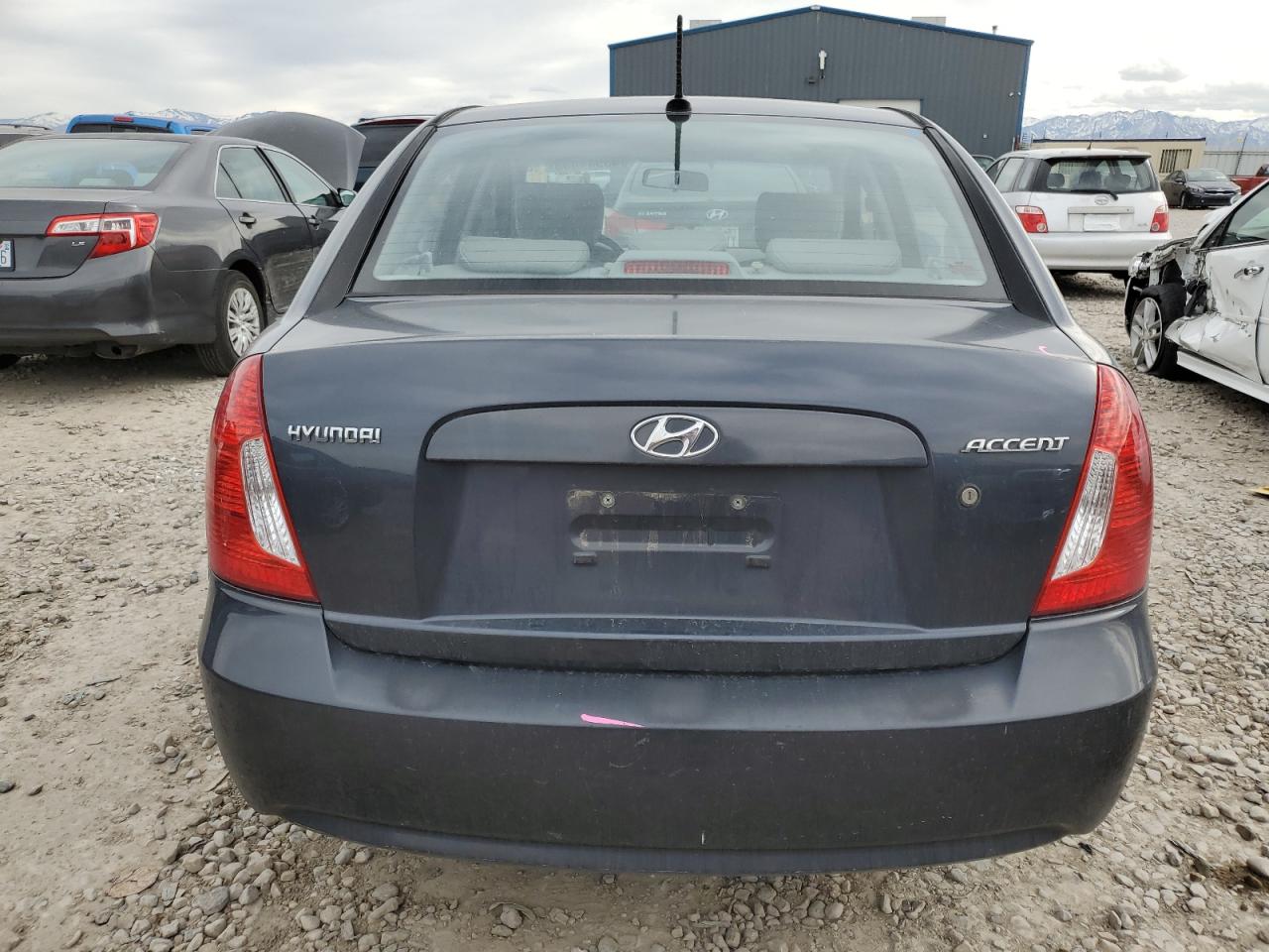 2009 Hyundai Accent - Image 6