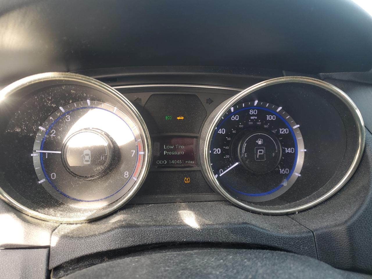 2011 Hyundai Sonata - Image 9