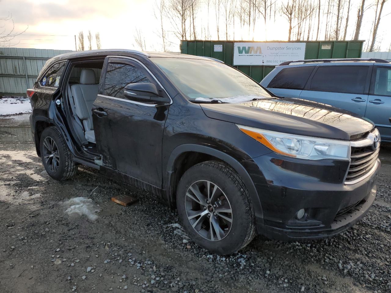 2016 Toyota Highlander - Image 4