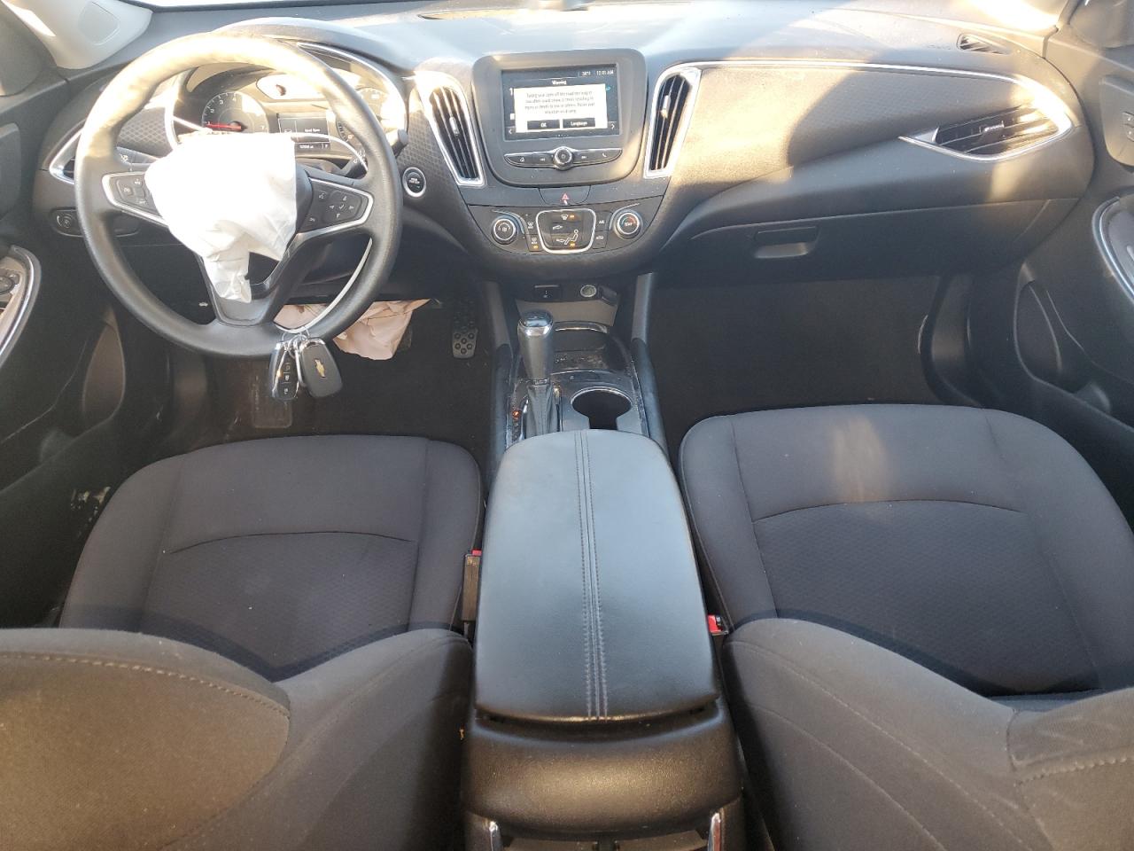 2018 Chevrolet Malibu - Image 8