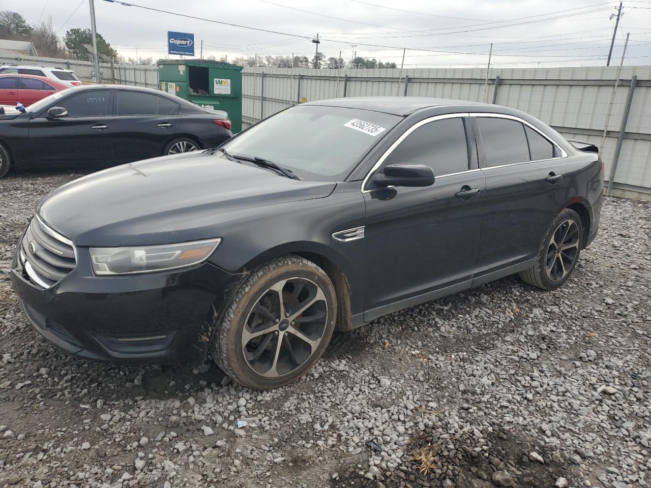 2015 Ford Taurus - Image 1