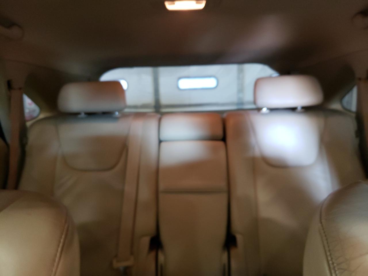 2010 Lexus RX - Image 10