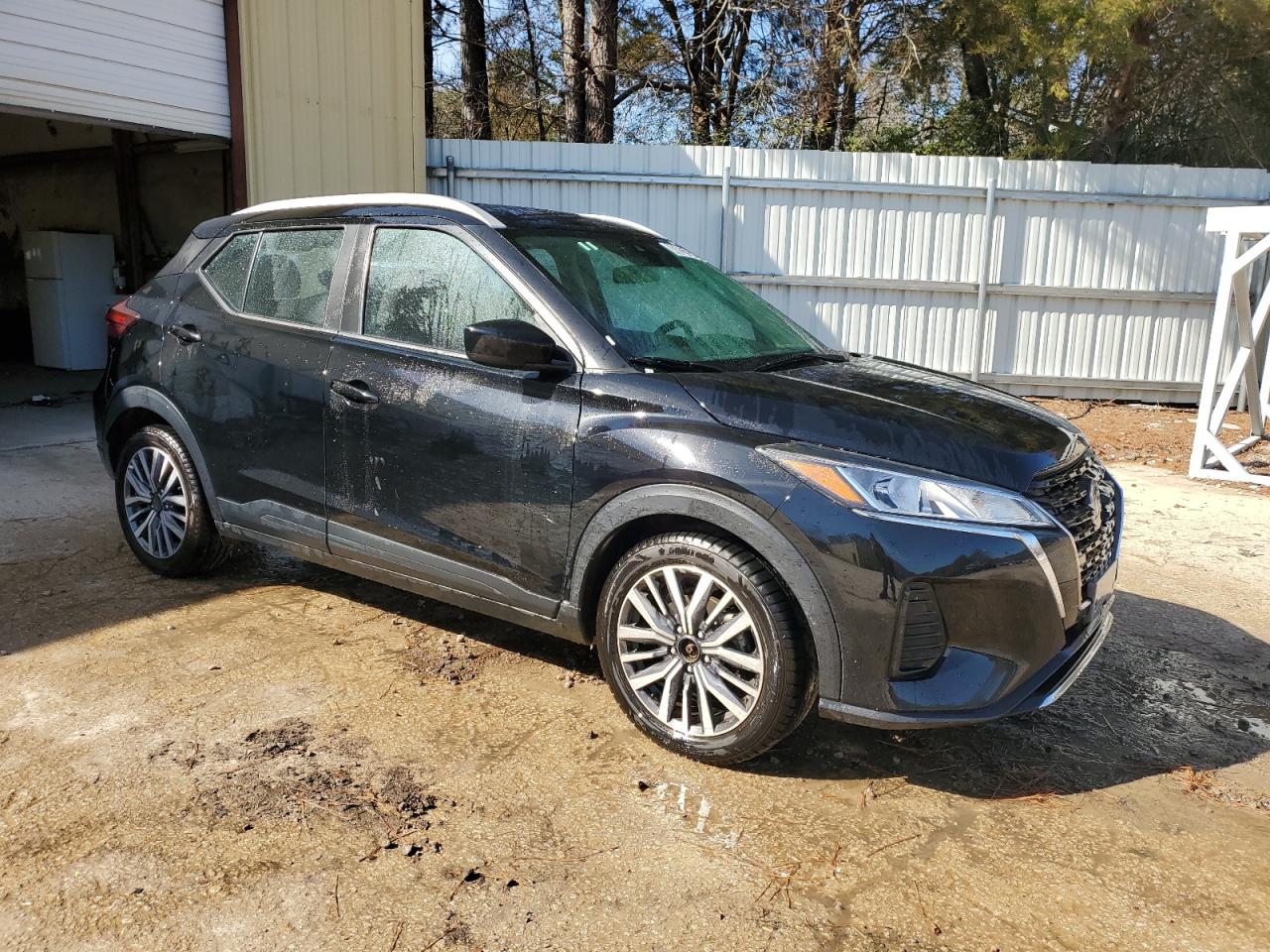 2022 Nissan Kicks - Image 4