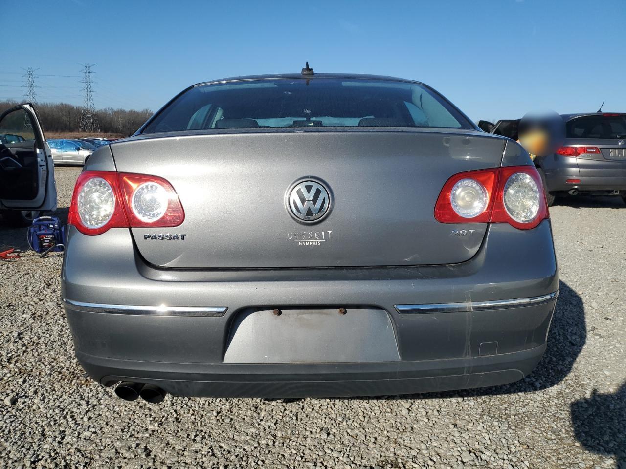 2006 Volkswagen Passat - Image 6