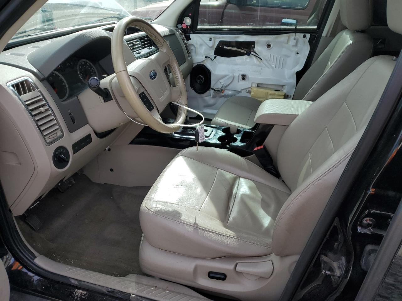 2010 Ford Escape - Image 7