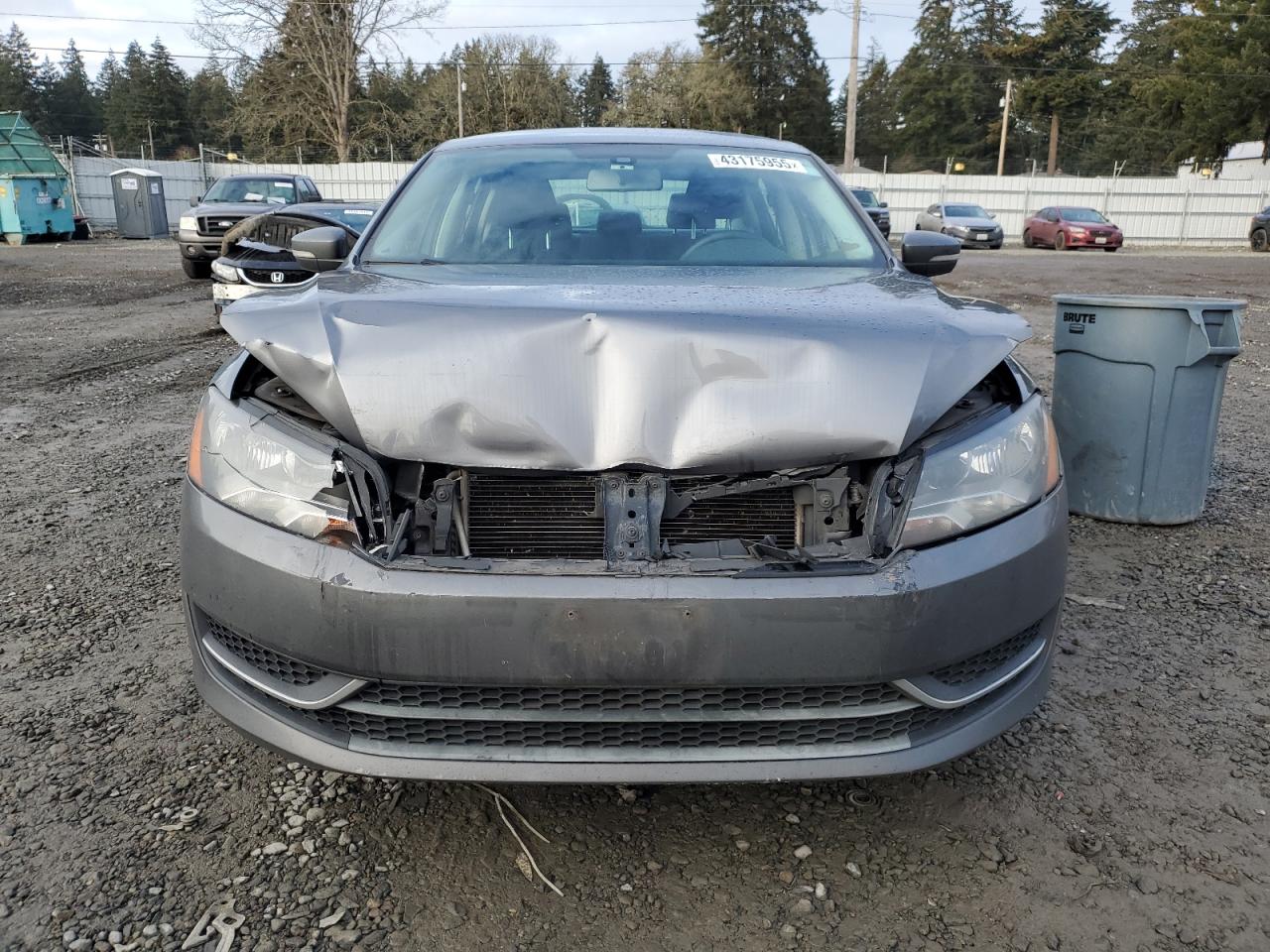 2015 Volkswagen Passat - Image 5