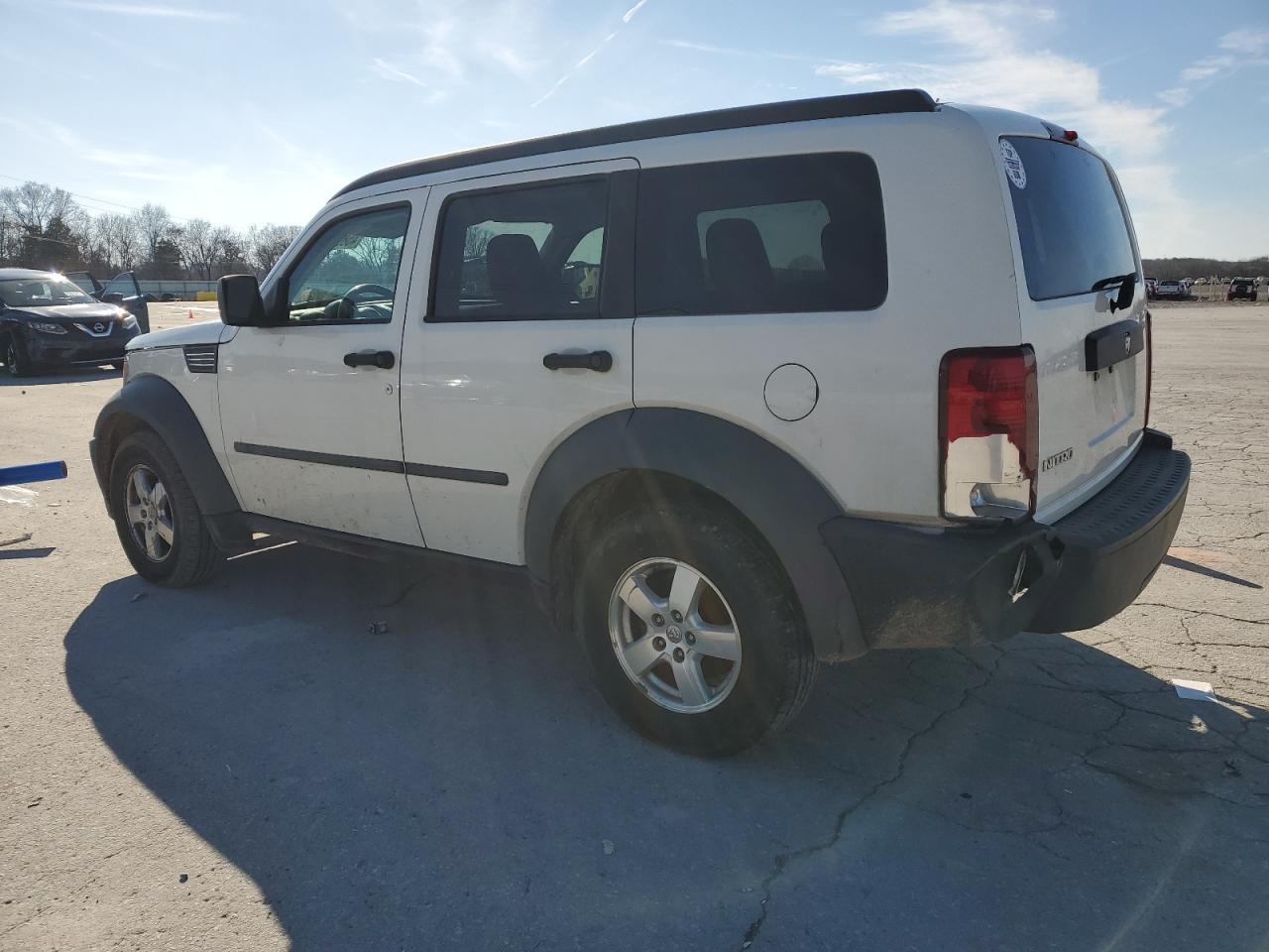 2007 Dodge Nitro - Image 2