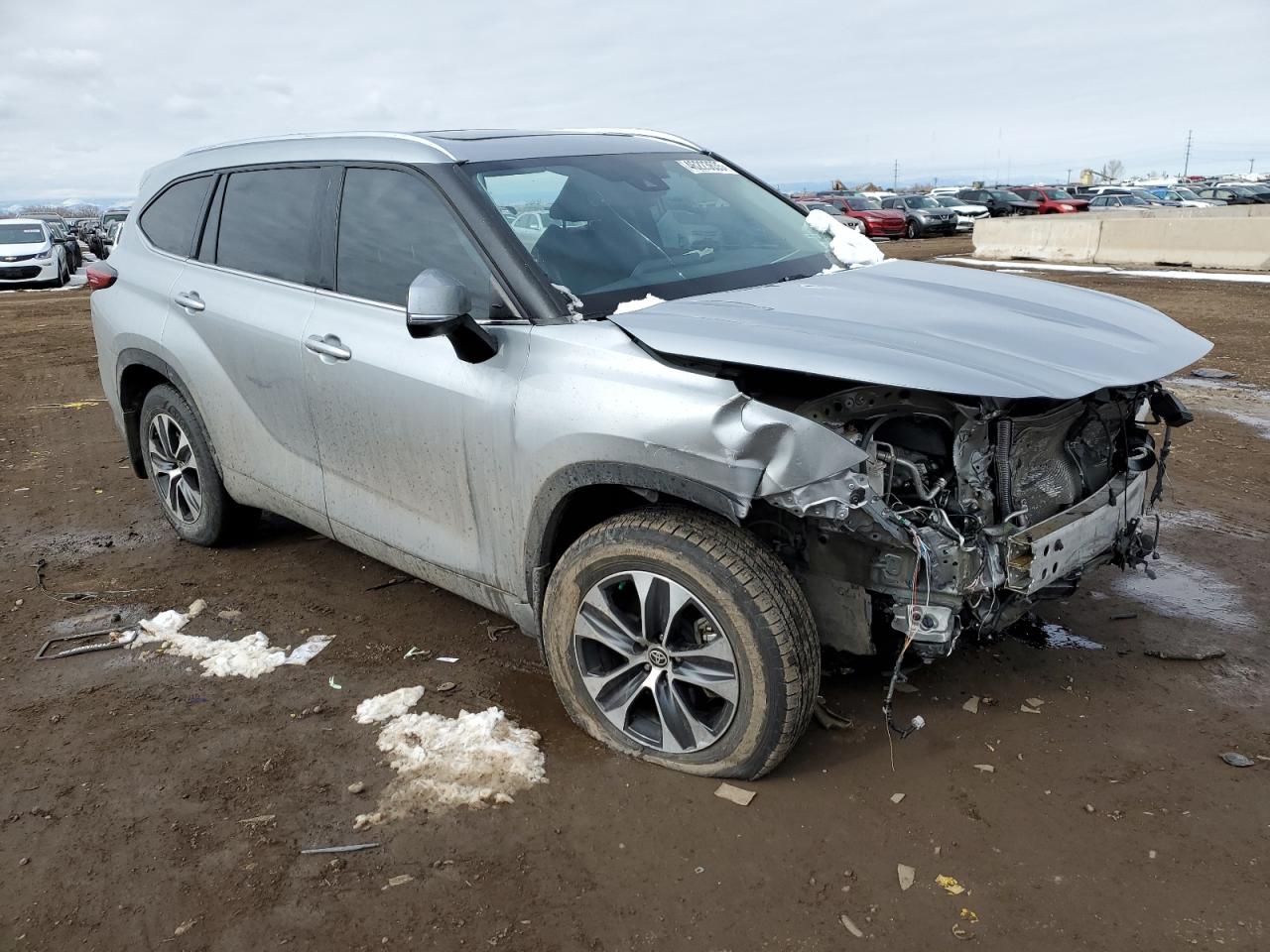 2021 Toyota Highlander - Image 4