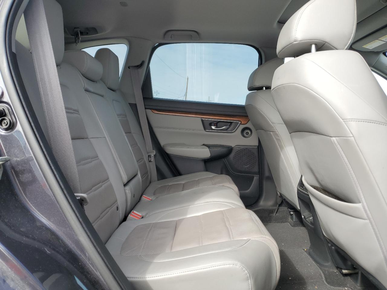 2017 Honda CR-V - Image 11