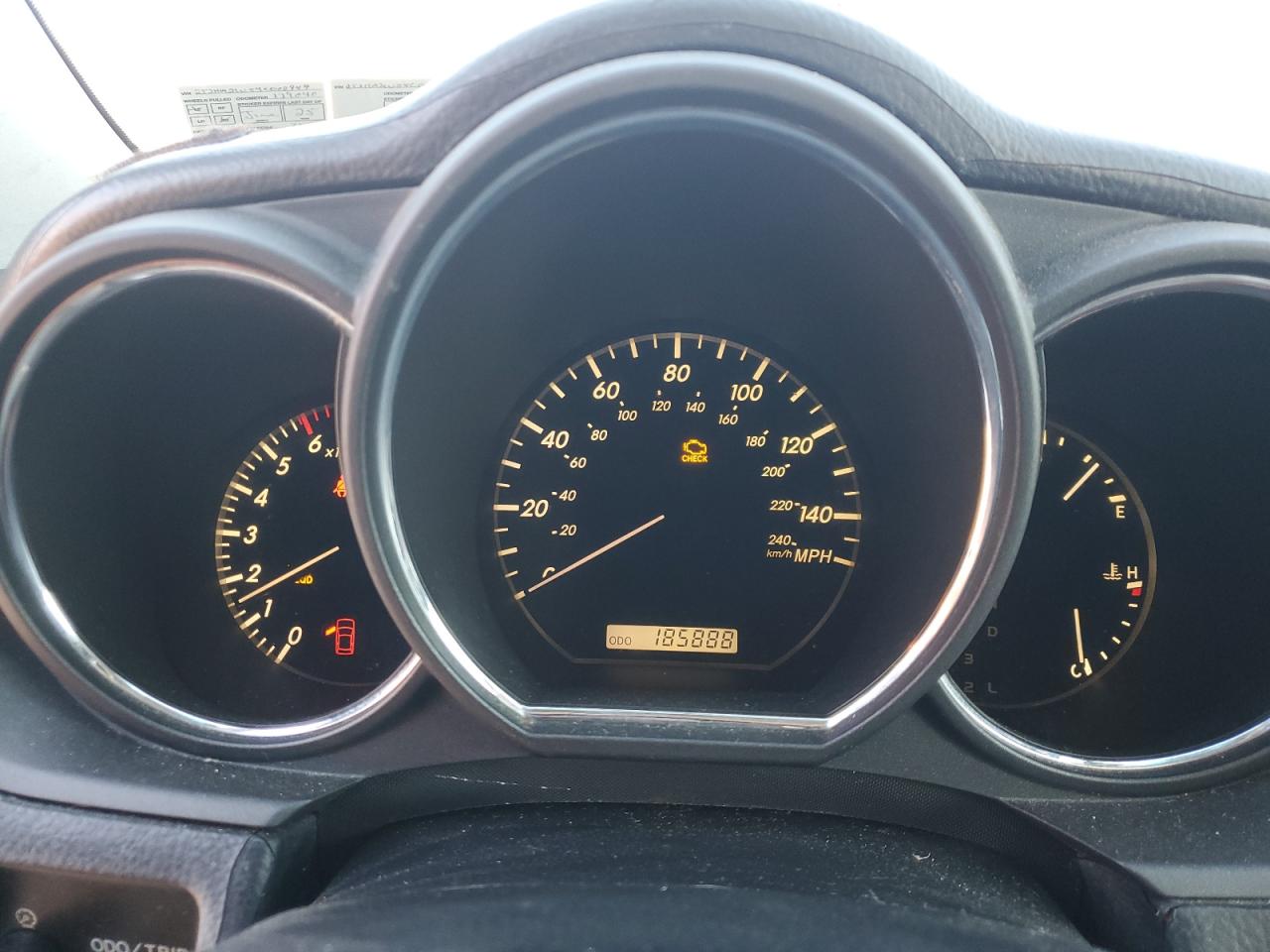 2004 Lexus RX - Image 9