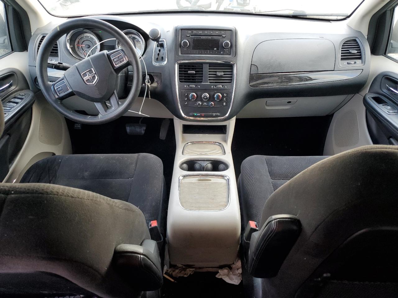 2014 Dodge Caravan - Image 8