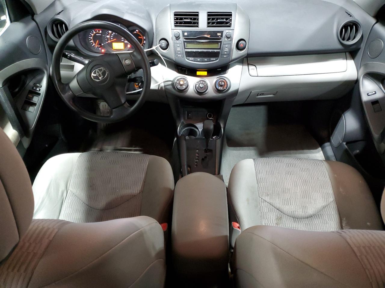 2011 Toyota RAV 4 - Image 8