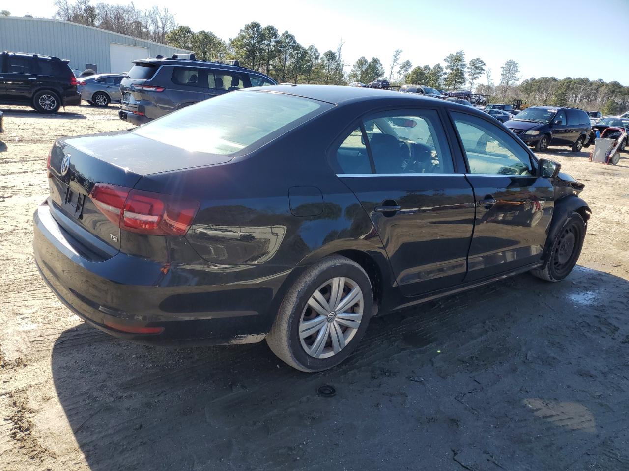 2017 Volkswagen Jetta - Image 3