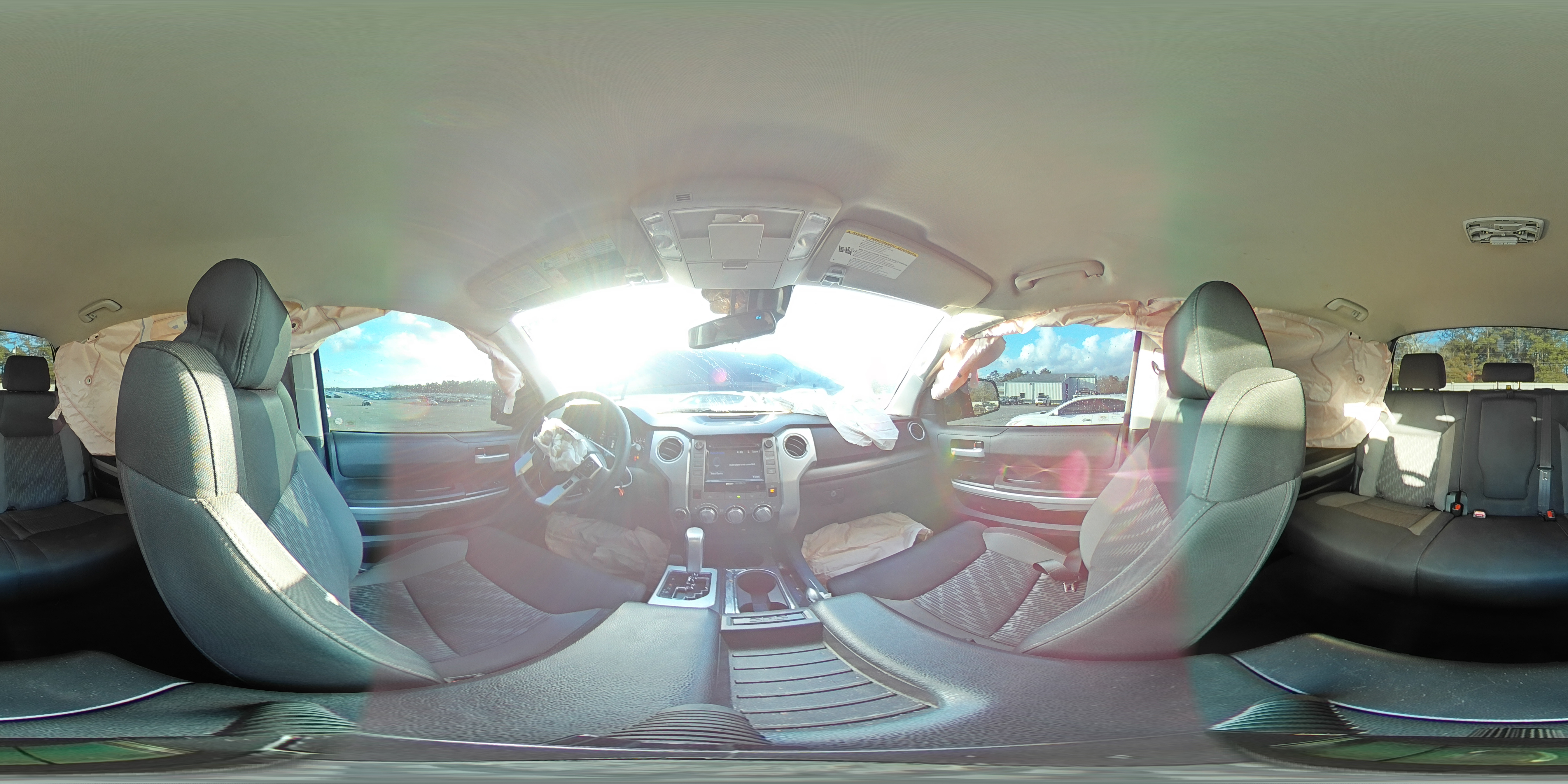 2018 Toyota Tundra - Image 15