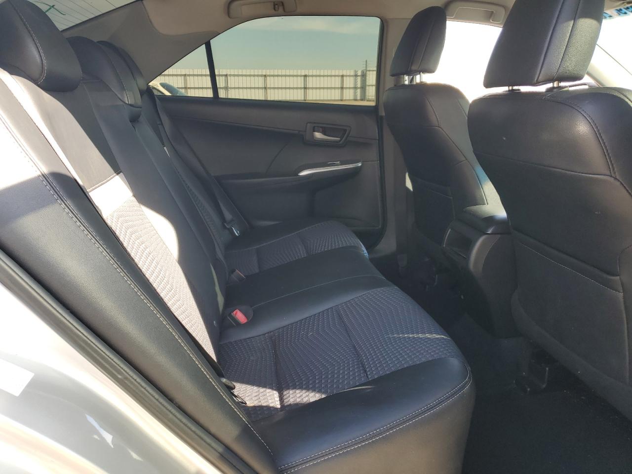 2013 Toyota Camry - Image 10