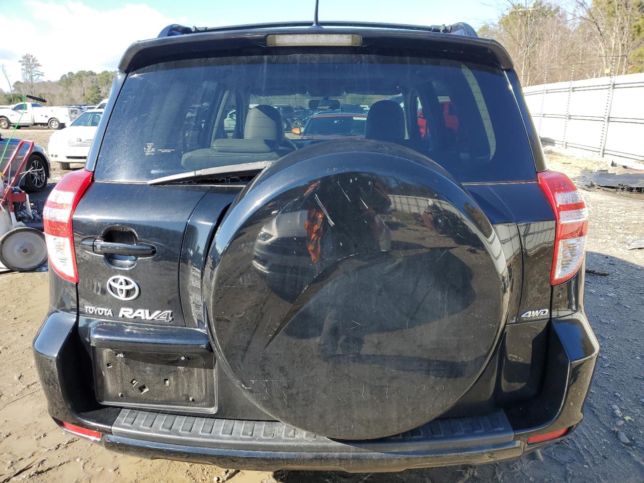 2009 Toyota RAV 4 - Image 6