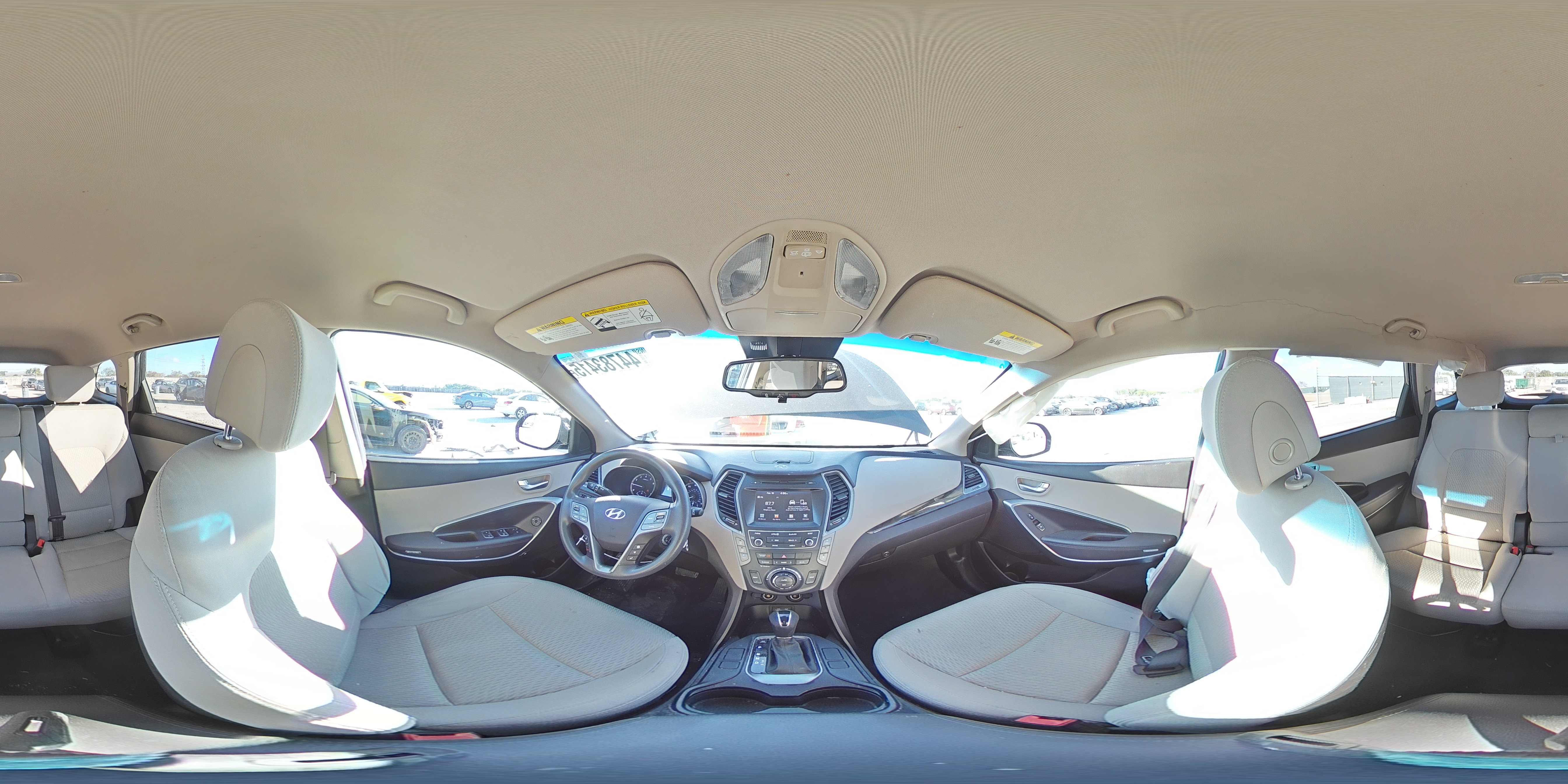2019 Hyundai Santa Fe - Image 14