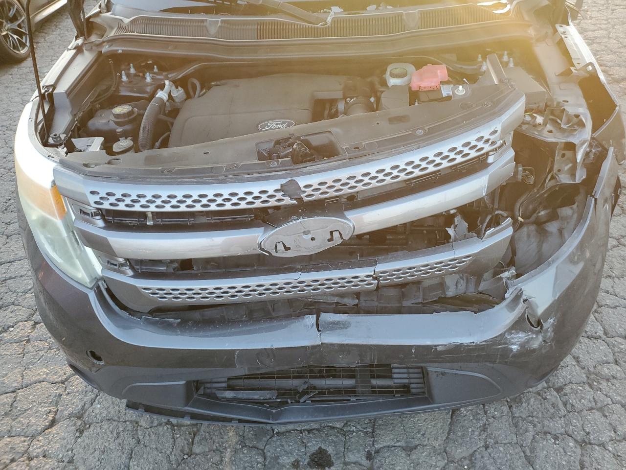 2012 Ford Explorer - Image 12