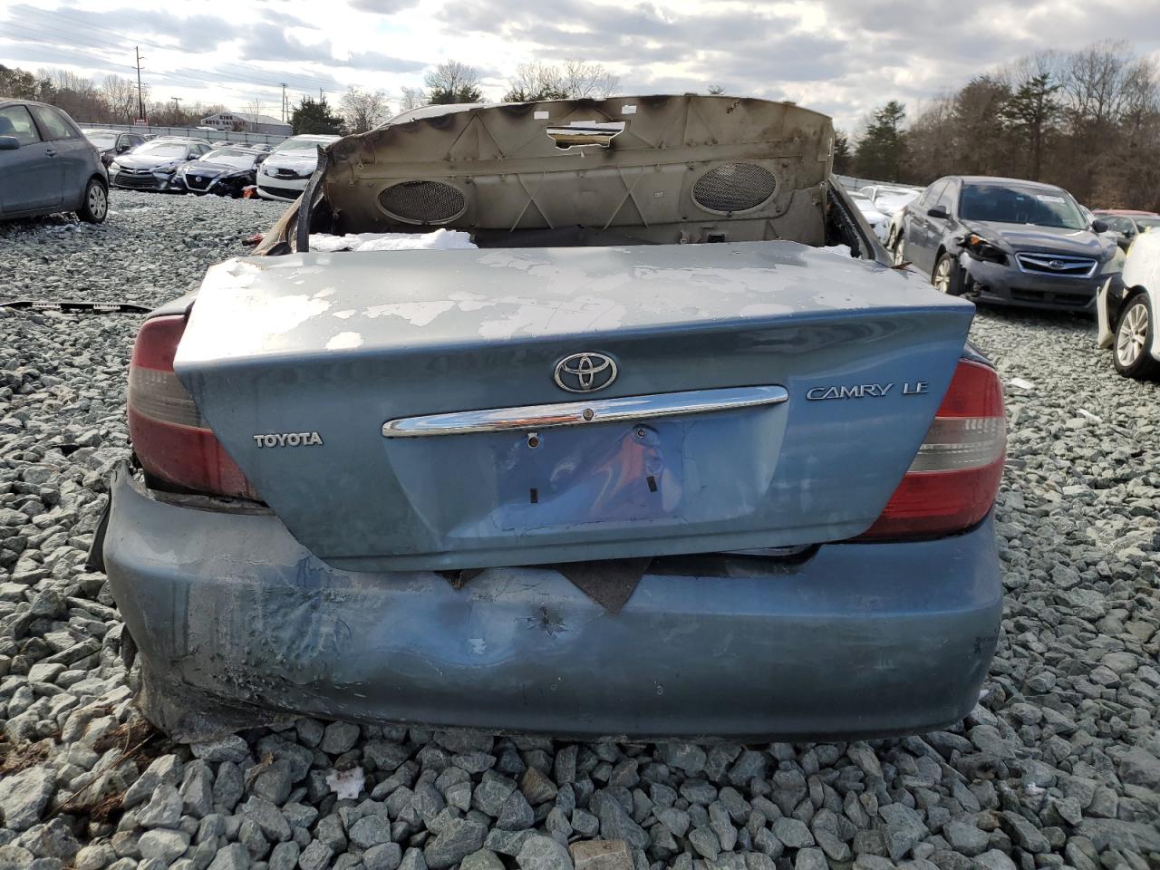 2002 Toyota Camry Le VIN: 4T1BE32KX2U604897 Lot: 42376945