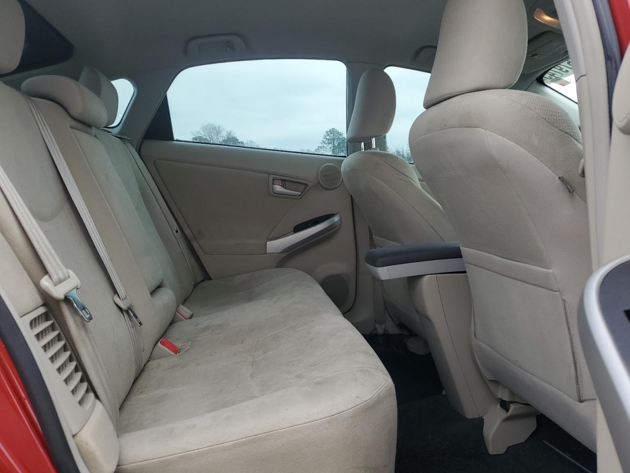 2010 Toyota Prius - Image 10