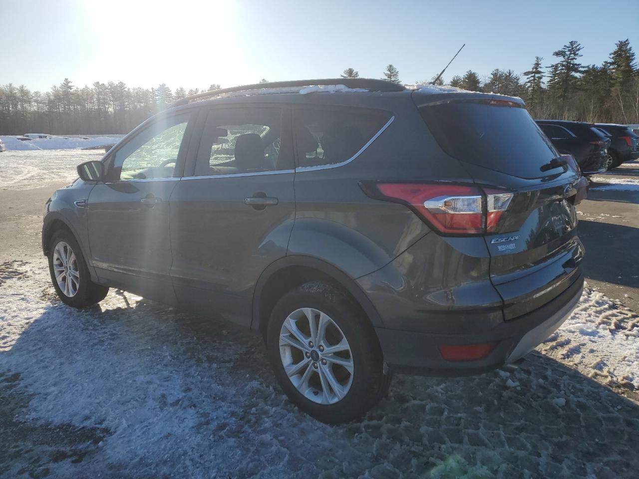 1FMCU0GD0JUD06499 FORD ESCAPE 2018
