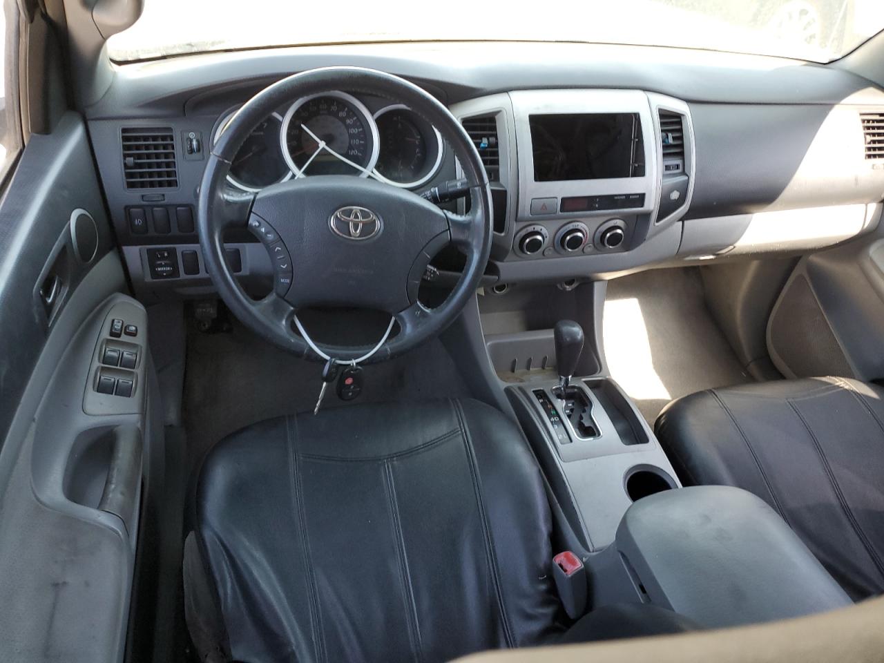 2006 Toyota Tacoma - Image 8