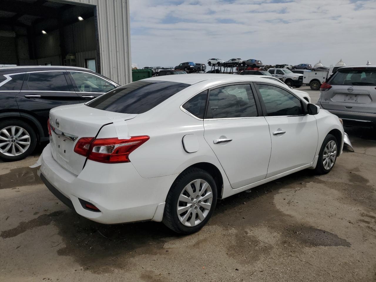 2019 Nissan Sentra - Image 3