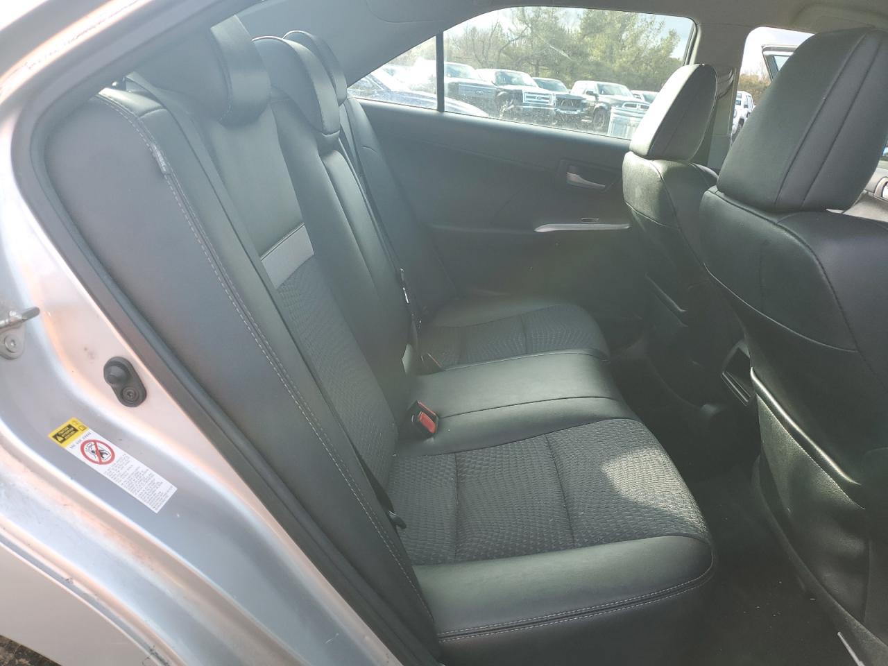 2012 Toyota Camry - Image 10