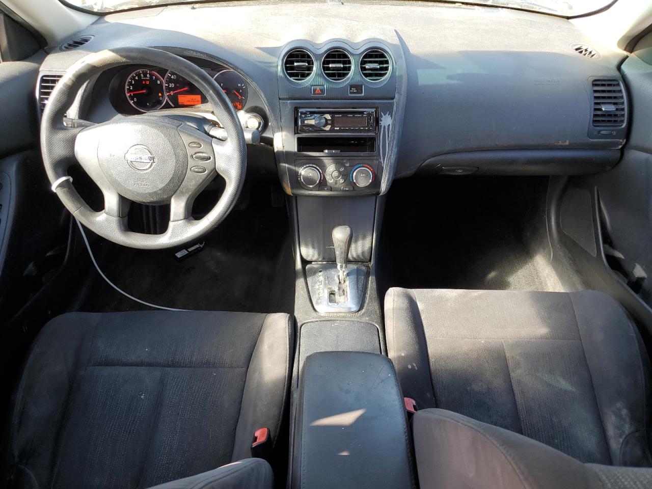 2011 Nissan Altima - Image 8
