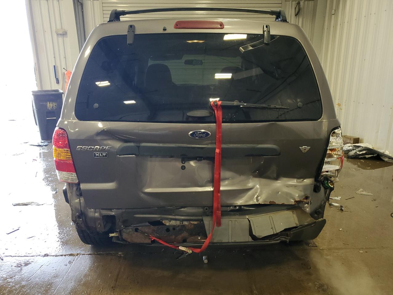 2006 Ford Escape - Image 6