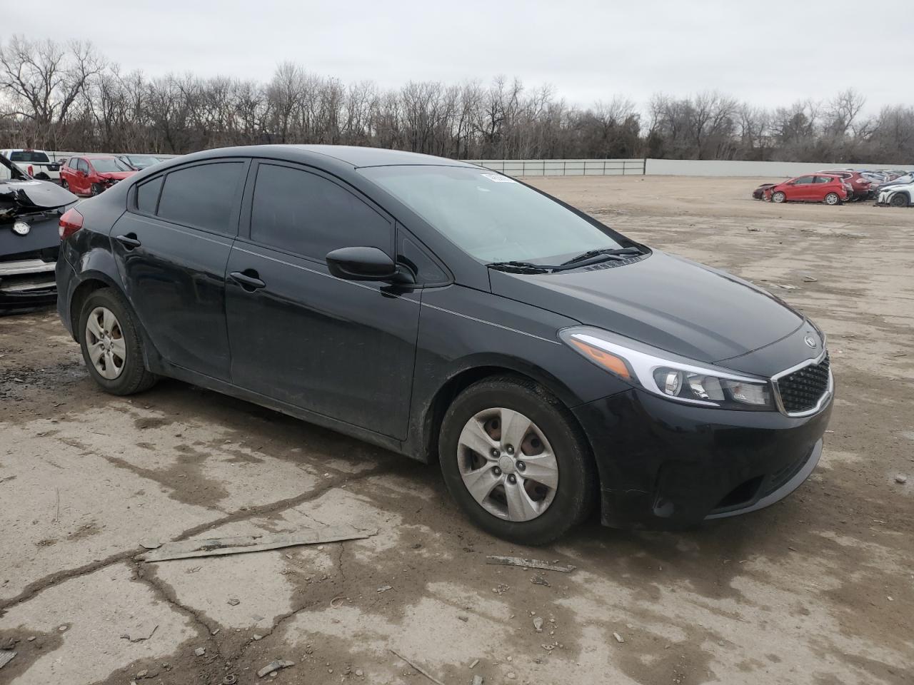 2017 Kia Forte - Image 4