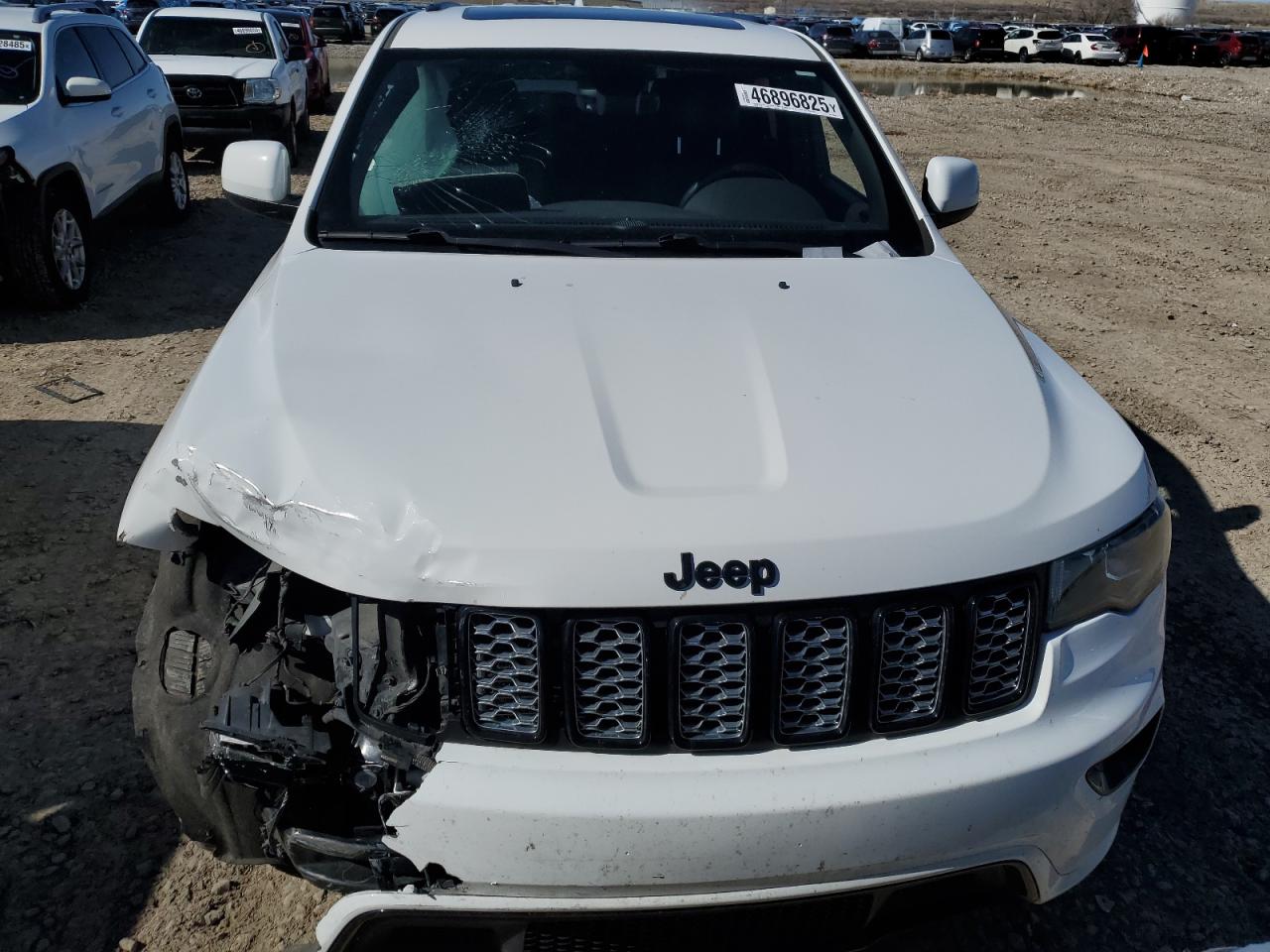 2017 Jeep Grand Cherokee - Image 5