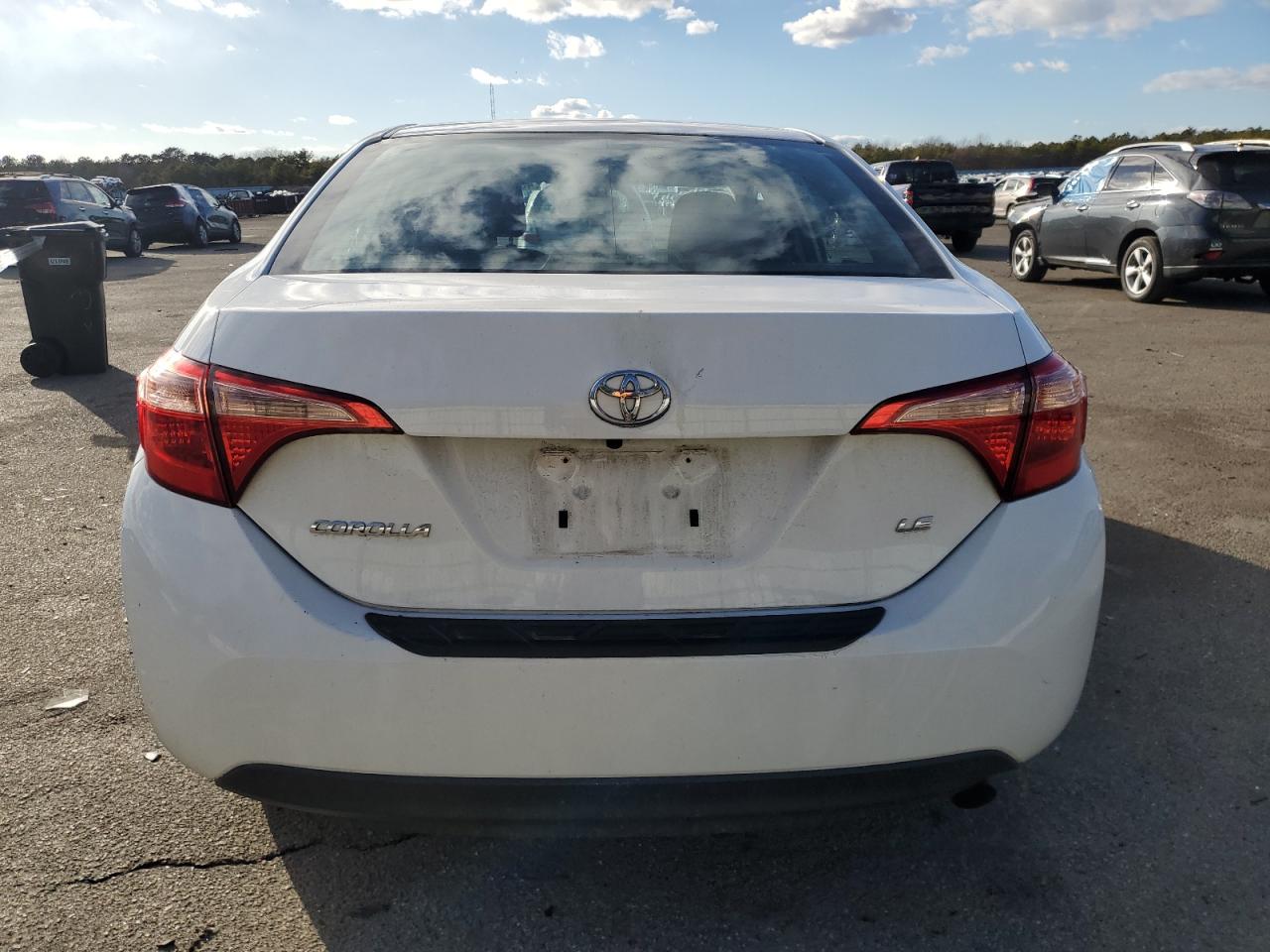 2018 Toyota Corolla - Image 6