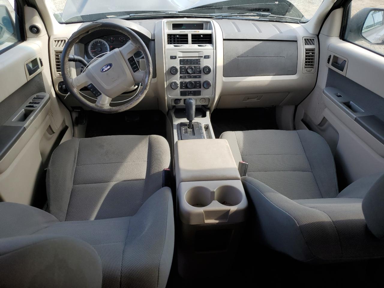 2009 Ford Escape - Image 8