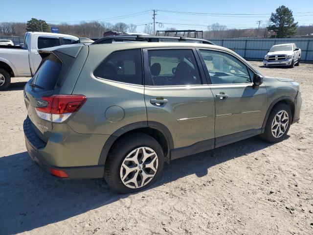  SUBARU FORESTER 2021 Зелений
