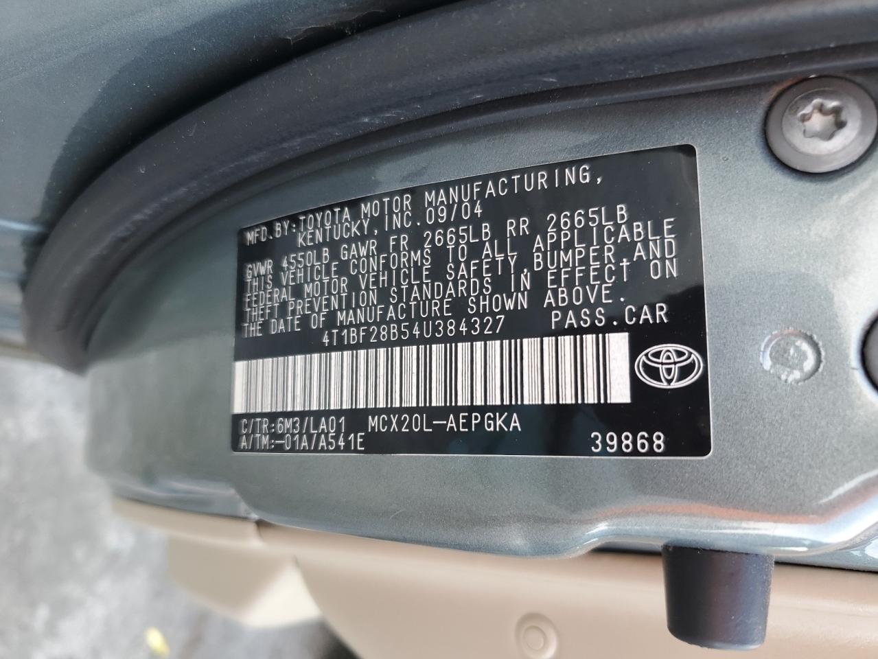 2004 Toyota Avalon - Image 13